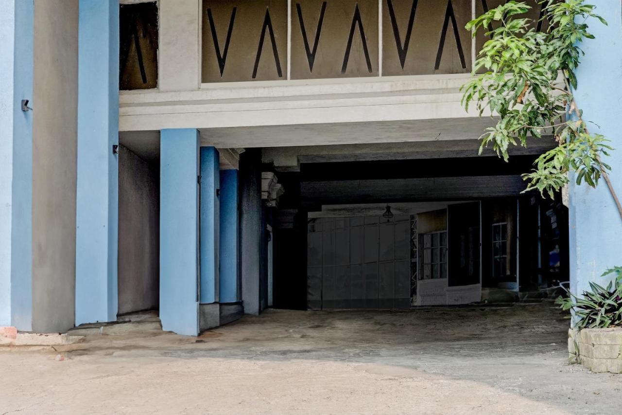 Townhouse 809 Royal Palms Hotel - Rose Collection Mumbai Luaran gambar