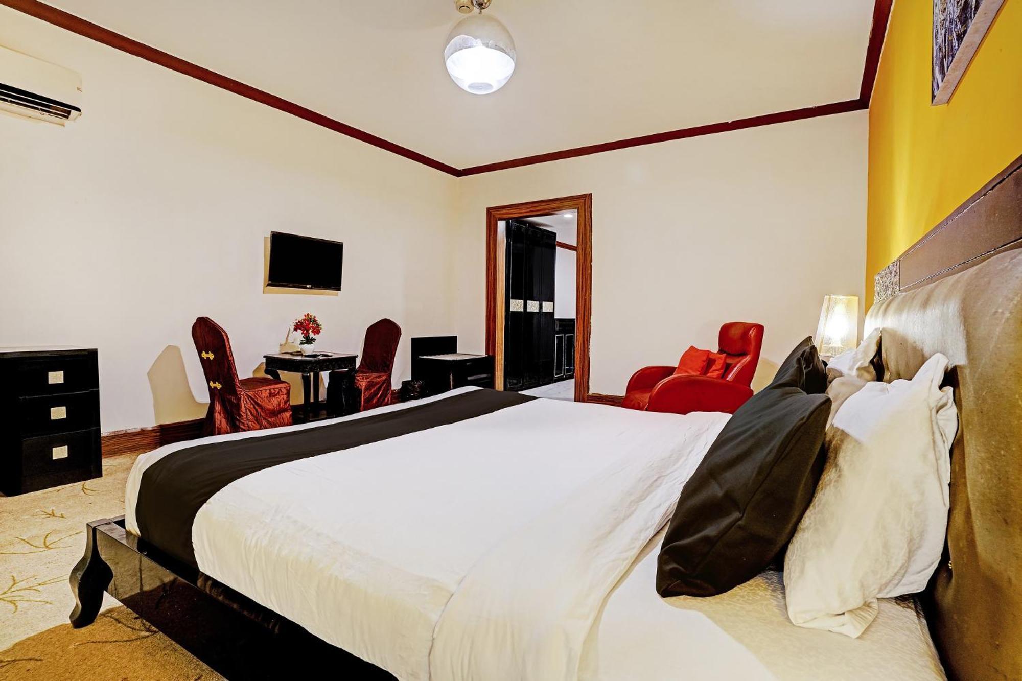 Townhouse 809 Royal Palms Hotel - Rose Collection Mumbai Luaran gambar